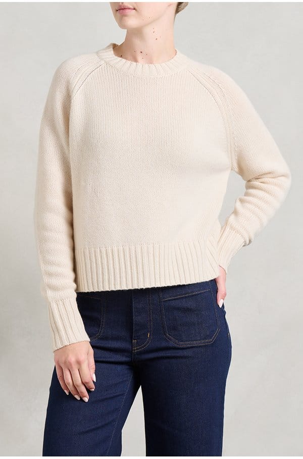 crew neck sweater in cream