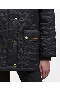 beadnell quilted jacket in black