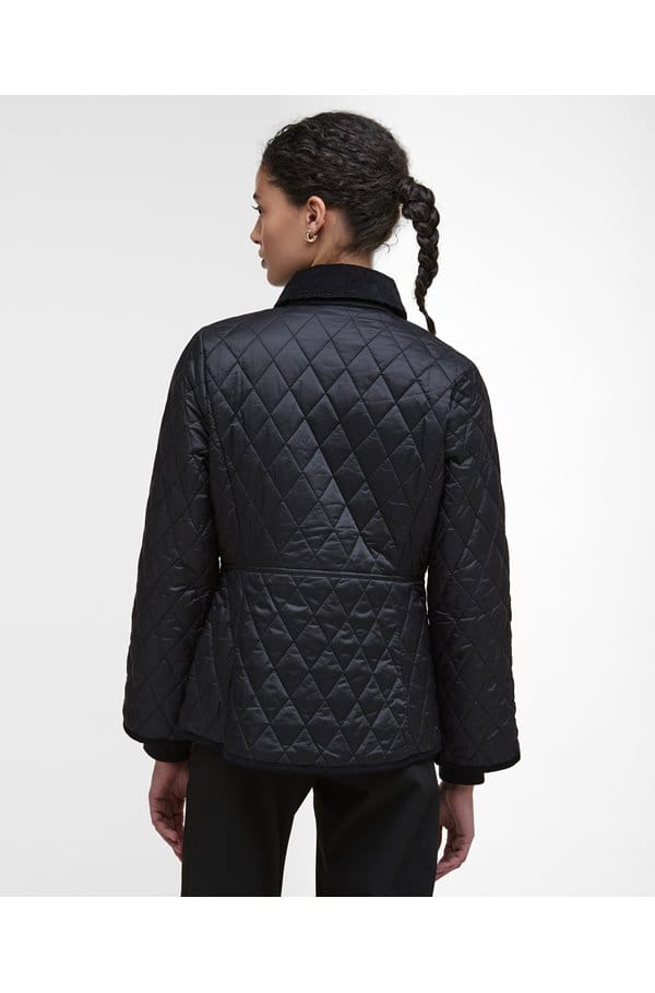 fitted beadnell quilted jacket in black