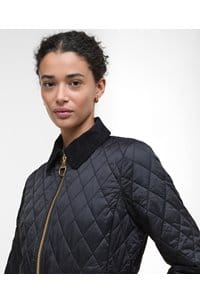 fitted beadnell quilted jacket in black
