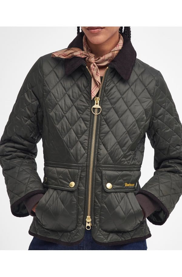 fitted beadnell quilted jacket in sage ancient 