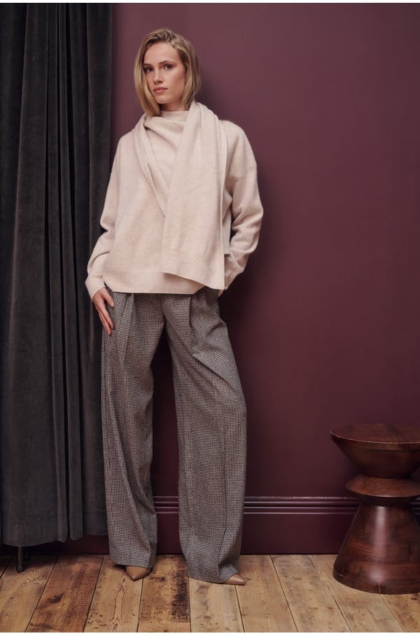 high rise wool blend houndstooth trouser in in cacao houndstooth 