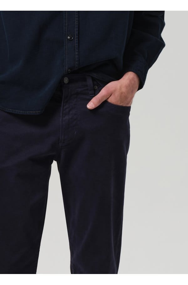 elijah straight jean in navy