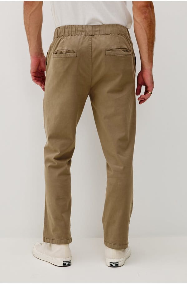 julian trouser in barley