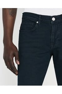 l'homme slim jean in placid