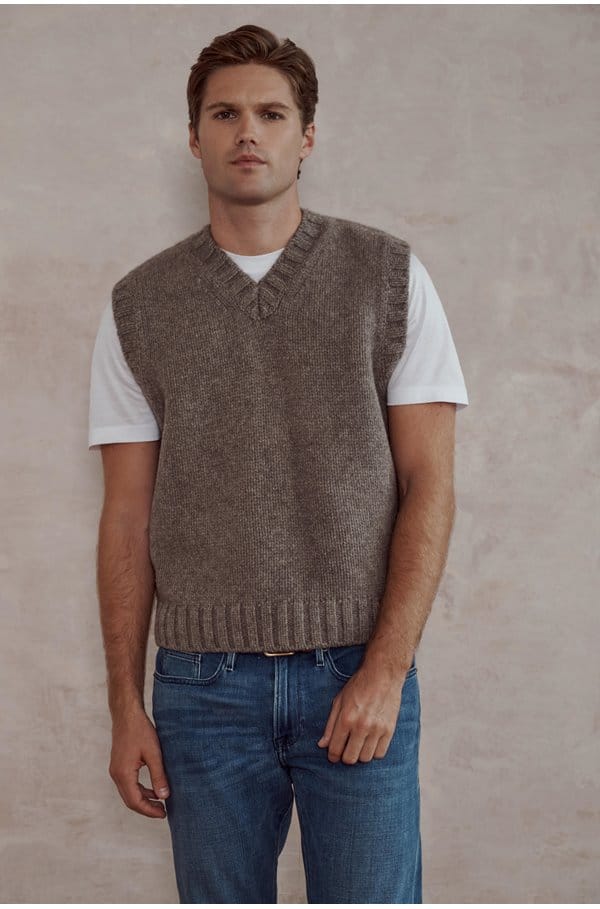 yak blend vest in dark taupe