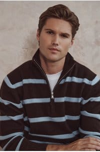 troyer half zip swetaer in chocolate blue