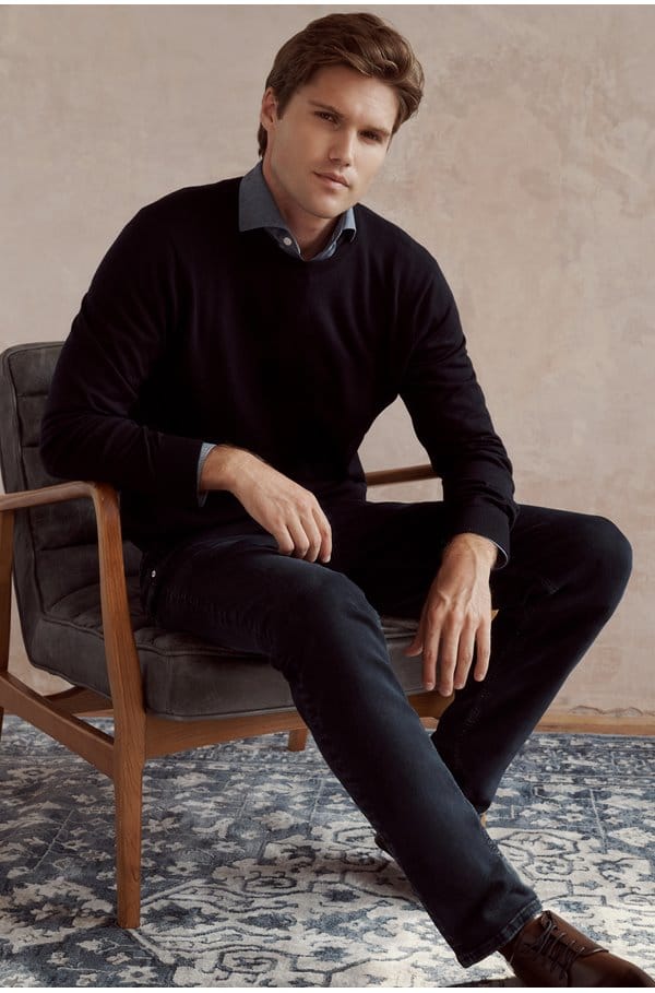 cashmere crew neck in navy