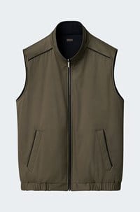 reversible vest in navy blue