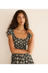 quinley dress in noir rosier floral
