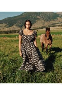 quinley dress in noir rosier floral