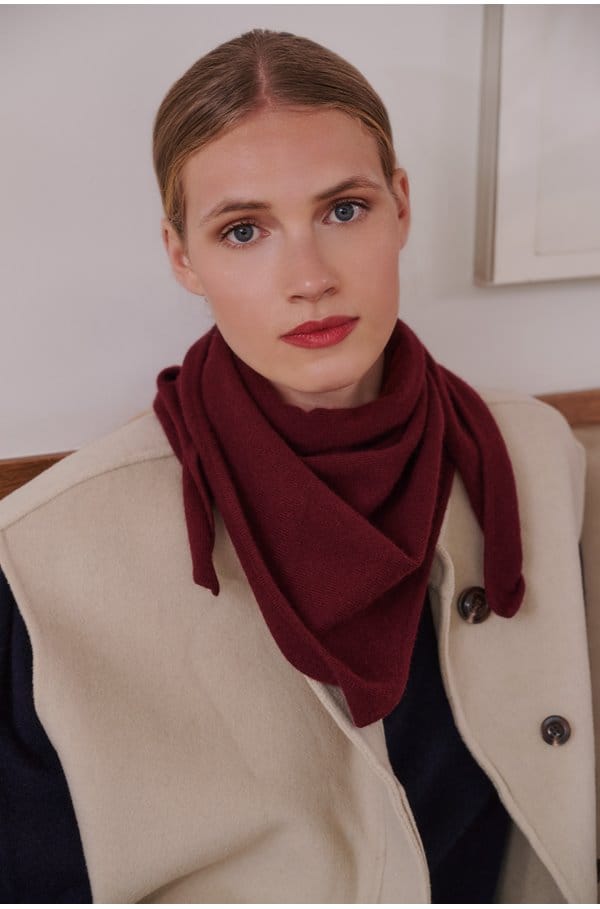 triangle scarf in burgundy 