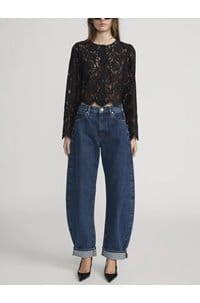 the lace blouse in black