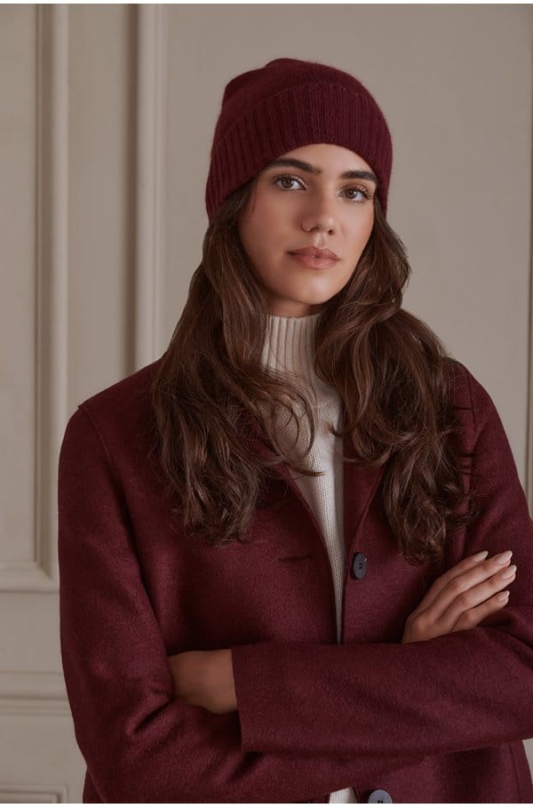 beanie in burgundy