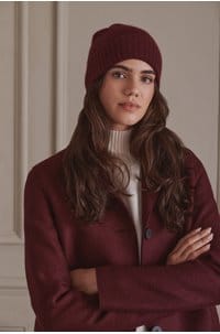 beanie in burgundy