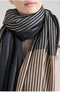 fedora scarf in noir blanc