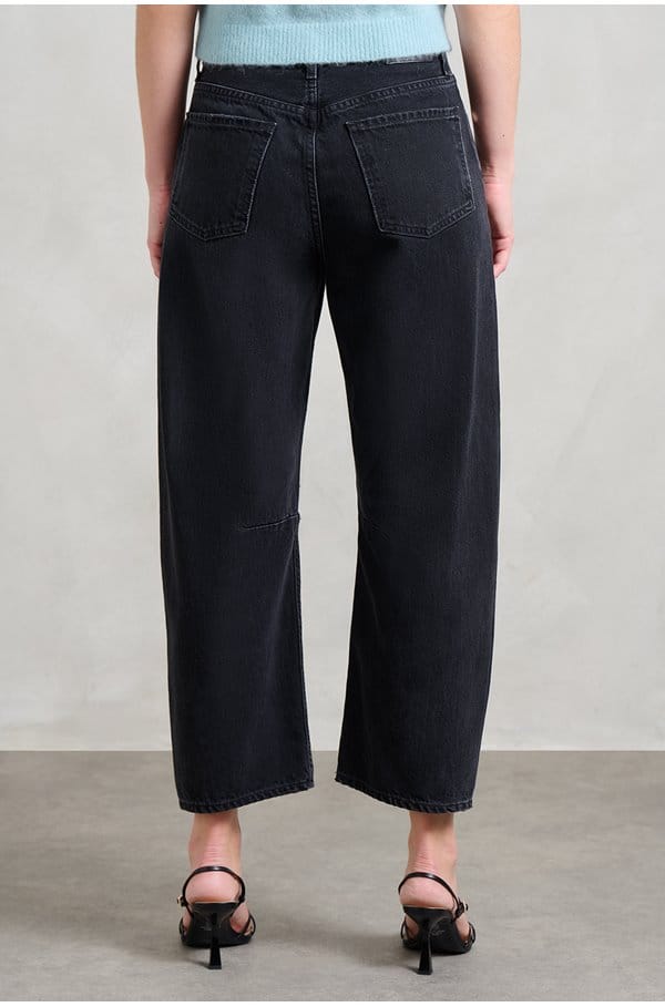 miro relaxed jean in raine