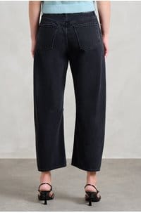 miro relaxed jean in raine