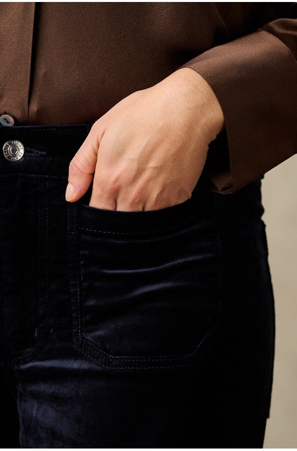 le slim palazzo with modernist pockets in navy velvet