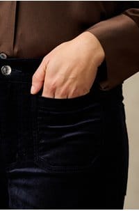 le slim palazzo with modernist pockets in navy velvet