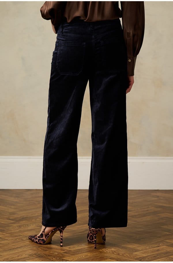 le slim palazzo with modernist pockets in navy velvet