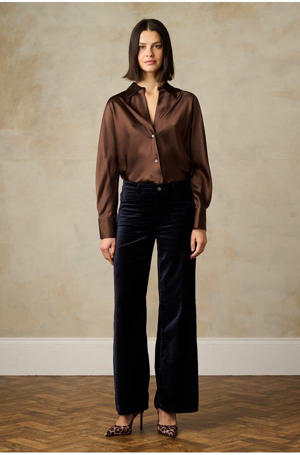le slim palazzo with modernist pockets in navy velvet