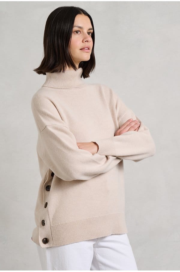 boyfriend button roll collar in bare beige