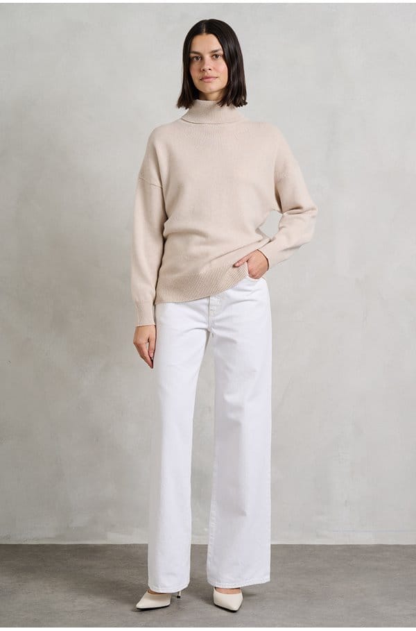 boyfriend button roll collar in bare beige