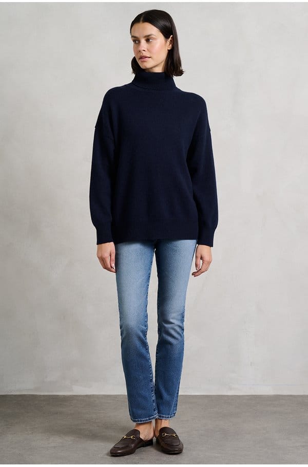 boyfriend button roll collar in navy