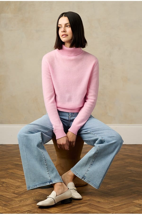 light roll collar in barbie