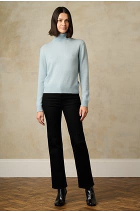 Light Roll Collar in Mineral