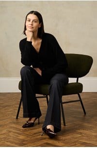 bow pocket cardigan in black