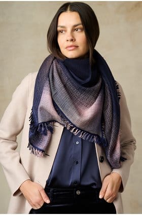 Horizon Scarf in Navy Pink