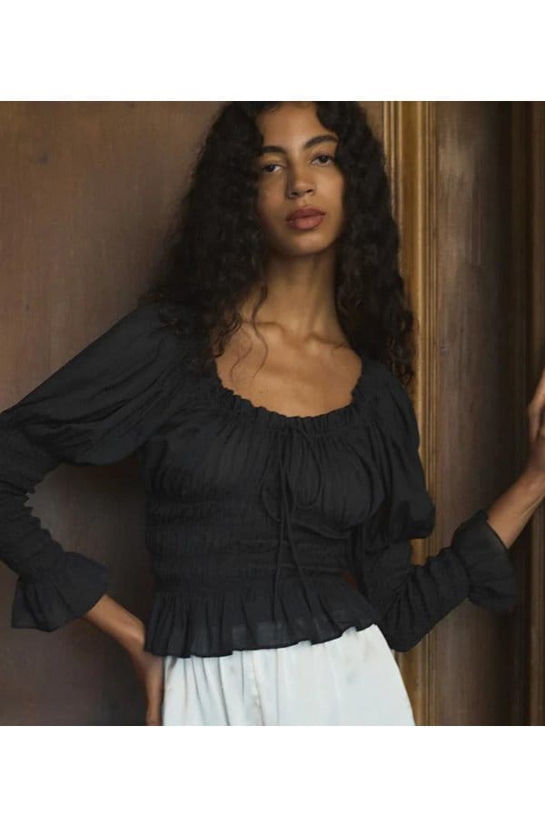 baptisia top in black