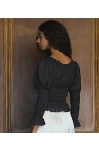 baptisia top in black