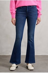 the weekender flare in nip it in the butt