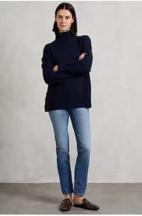 mari straight jean in tinseltown