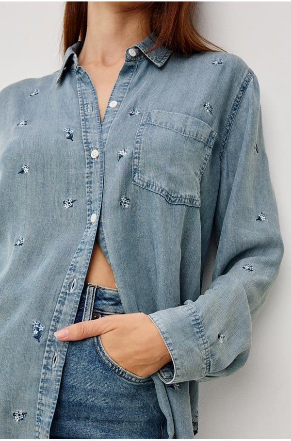 ingrid shirt in blue blossoms