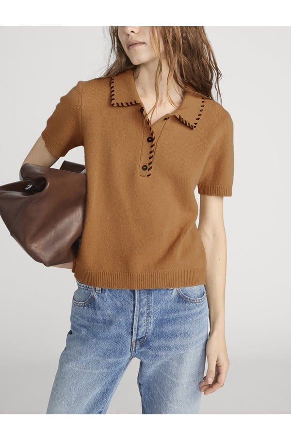 the leather stitch knitted polo in camel