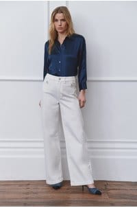 anessa 31 with rounded inset pockets in tonal ecru