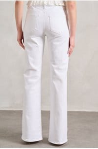 sofia 33 flared jean in crisp white