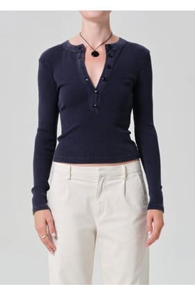 Varra Henley Top in Mineral Navy