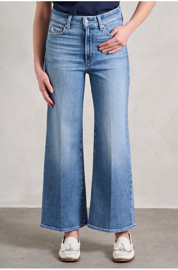 anessa wide jean in vino vibes