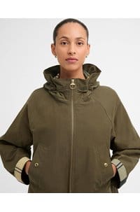 middlemarch showerproof jacket in ivy green ancient