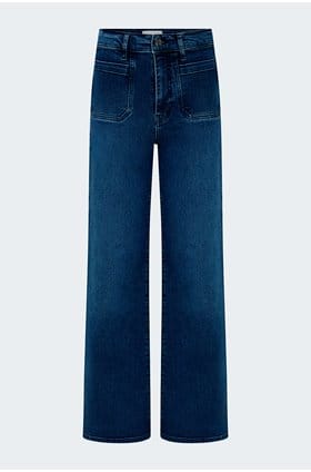 Le Slim Palazzo with Modernist Pockets in Iberia