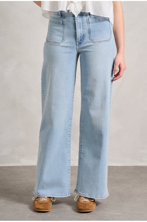 le slim palazzo with modernist pockets in tribute