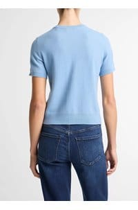 relaxed crew in hydra 