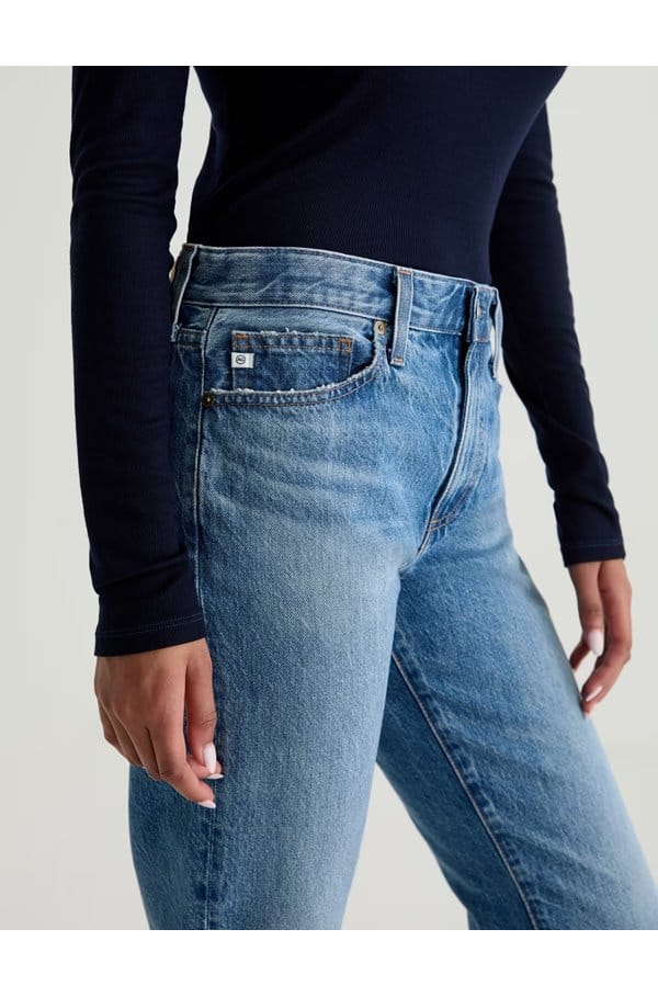 the boyfriend jean in candid