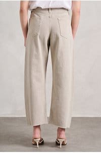 hattie crop barrel leg in sulfur light taupe