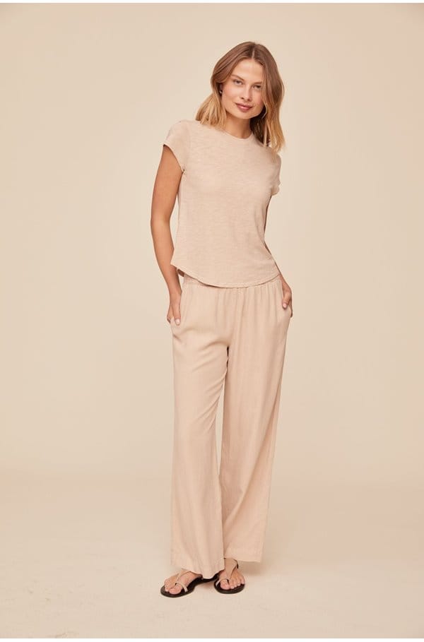 baby crew tee in linen sand